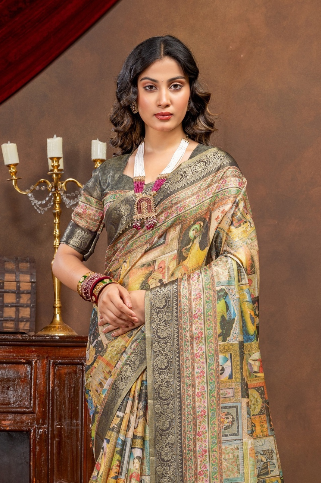 ✨ Elegant Heritage Print Saree ✨ - Image 5