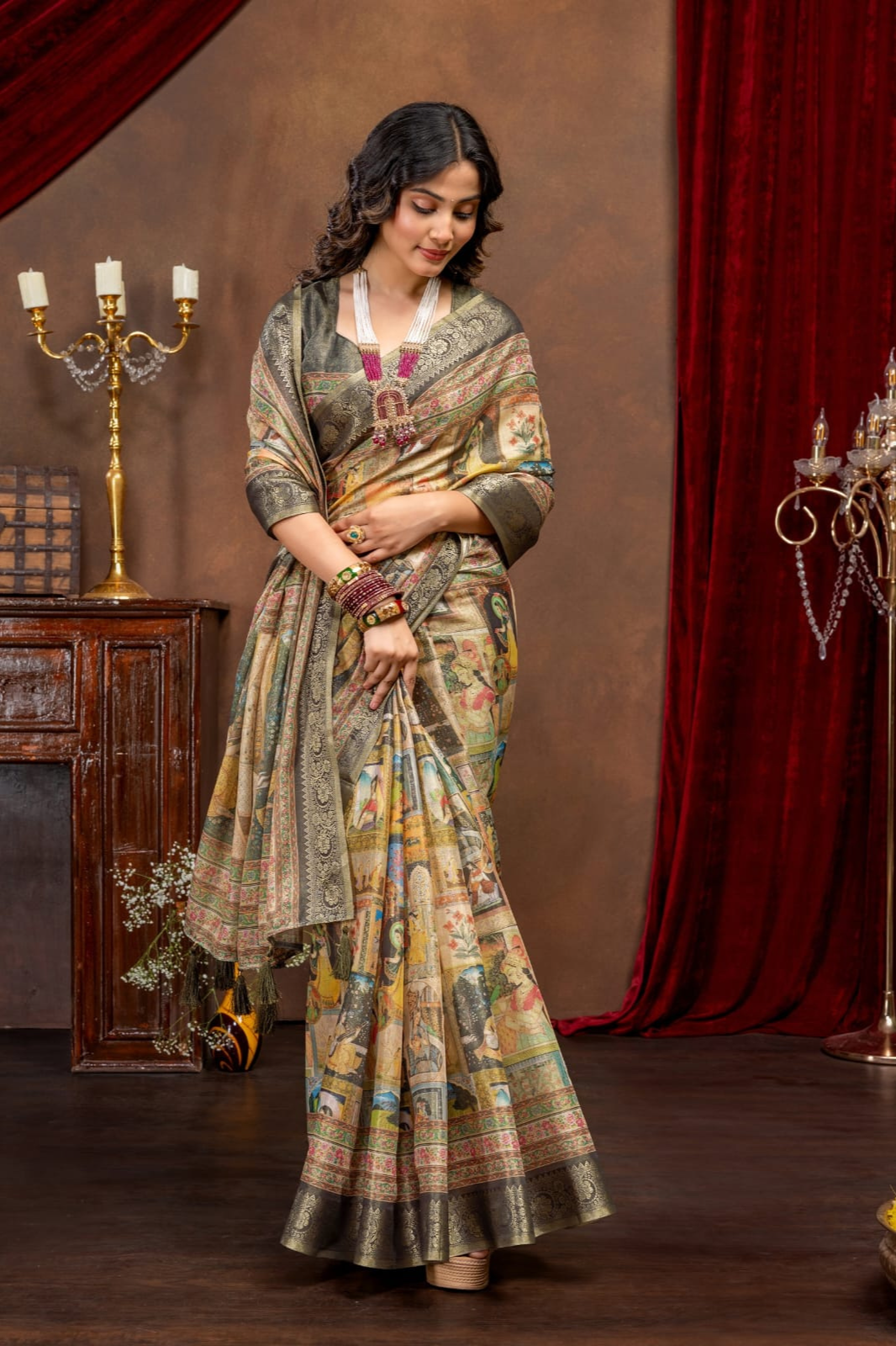 ✨ Elegant Heritage Print Saree ✨ - Image 3